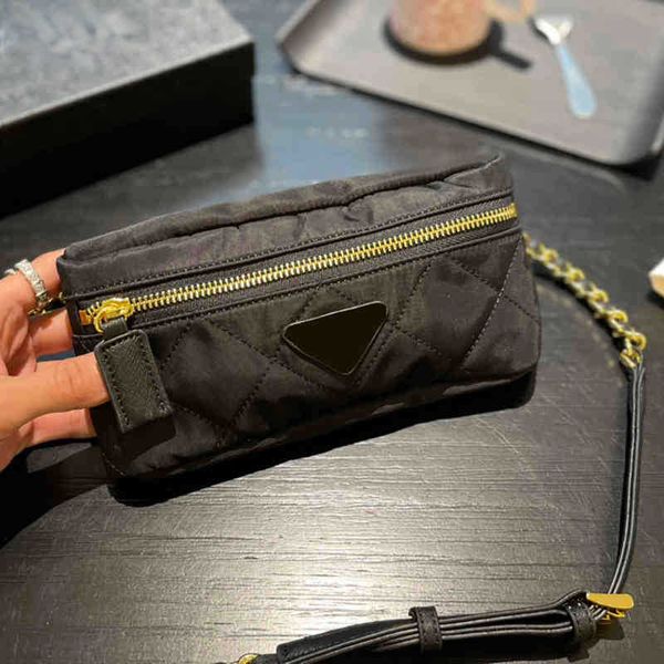 pbag triangle shopping bags shoulder crossbody women designer handbags totes chest waist purses 220622
pbag triangle shopping bags shoulder crossbody women designer handbags totes chest waist purses 220622