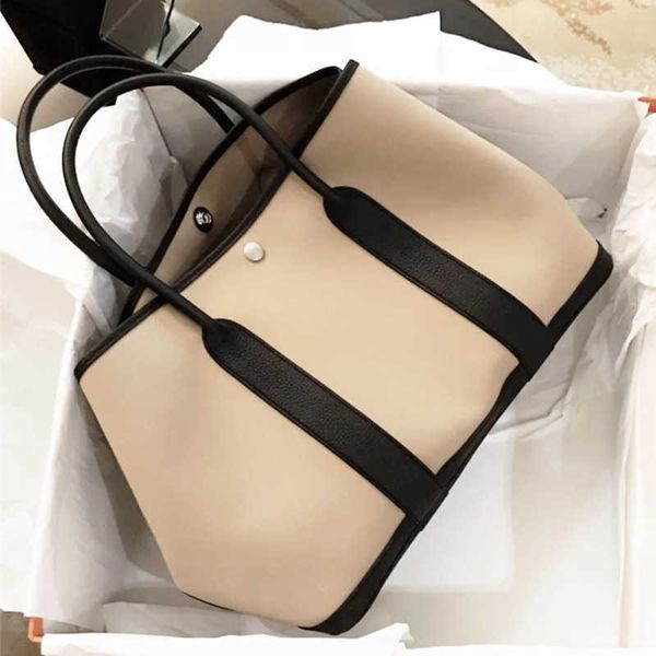 herme garden party bags online store2023 new leather women's bag garden single shoulder messenger tote versatile portable shopping buck
herme garden party bags online store2023 new leather women's bag garden single shoulder messenger tote versatile portable shopping buck