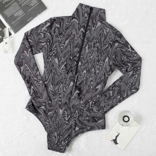 high neck zipper letter shows thin spring brand one piece triangle long sleeve women's swimsuit plus size, White;black
high neck zipper letter shows thin spring brand one piece triangle long sleeve women's swimsuit plus size, White;black