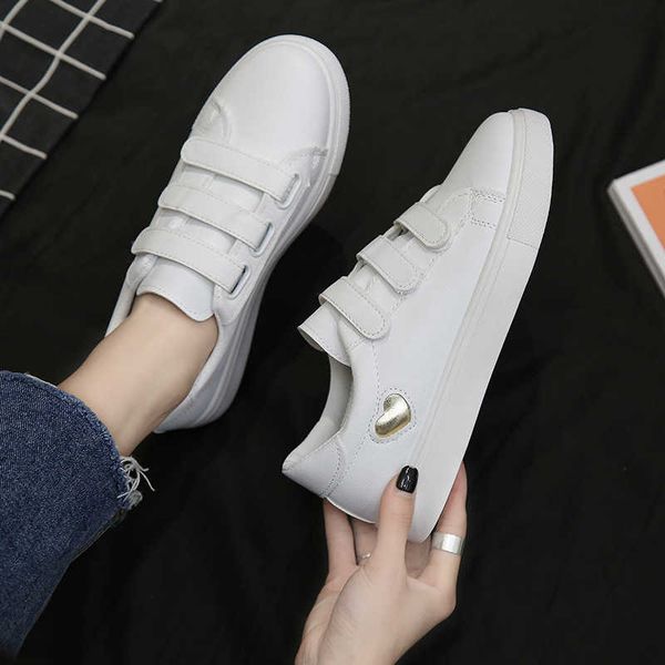 dress shoes women sneakers leather shoes spring trend casual flats sneakers female new fashion comfort cute heart vulcanized platform shoes, Black
dress shoes women sneakers leather shoes spring trend casual flats sneakers female new fashion comfort cute heart vulcanized platform shoes, Black