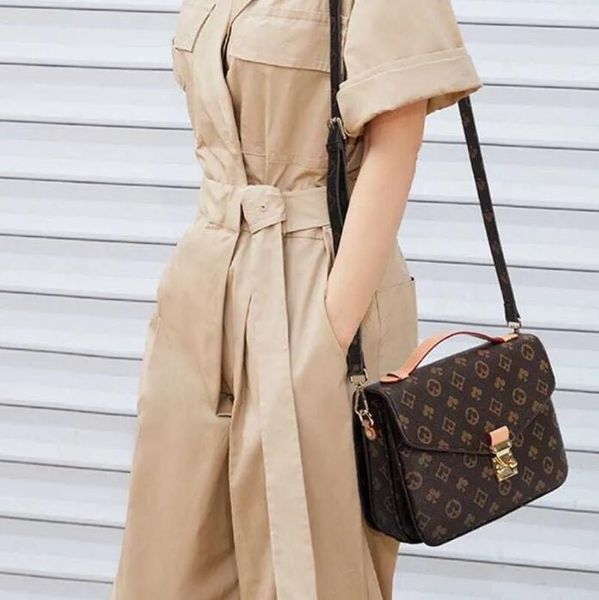 designers bags crossbodys women handbag messenger bags oxidizing leather metis elegant shoulder bags crossbody bag purse crossbody bag 5163
designers bags crossbodys women handbag messenger bags oxidizing leather metis elegant shoulder bags crossbody bag purse crossbody bag 5163