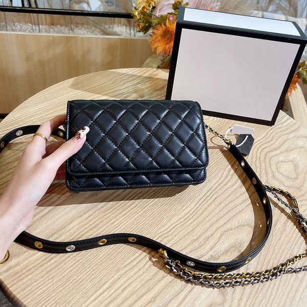 french womens fany packs wallet waist bust bags real leather strap with gold metal hardware matelasse chain crossbody shoulder card holder b, Red;black
french womens fany packs wallet waist bust bags real leather strap with gold metal hardware matelasse chain crossbody shoulder card holder b, Red;black