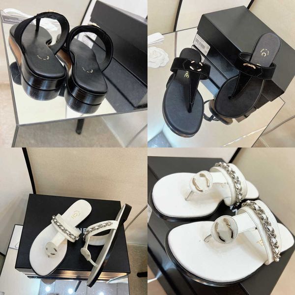 designer chevron thong sandal women slipper summer casual fashion flip flops beach luxury flat rubber slides platform c buckle chain sandal, Black
designer chevron thong sandal women slipper summer casual fashion flip flops beach luxury flat rubber slides platform c buckle chain sandal, Black