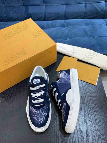 lvs shoe designer men's casual shoes ollie tie dye sneakers bandana print monograms flowers luxurys brand trainers lace up low-cut snea, Black
lvs shoe designer men's casual shoes ollie tie dye sneakers bandana print monograms flowers luxurys brand trainers lace up low-cut snea, Black