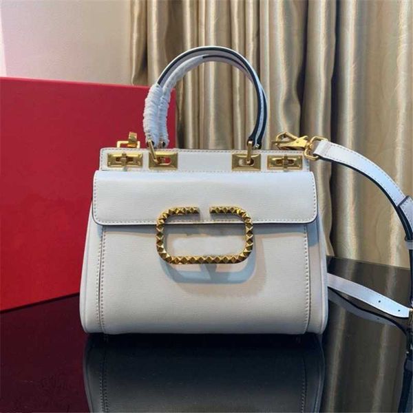 luxury handbags designers evening bag wallet star same calfskin women's handbag rivet fashion hand-held flip tide single shoulder messe
luxury handbags designers evening bag wallet star same calfskin women's handbag rivet fashion hand-held flip tide single shoulder messe