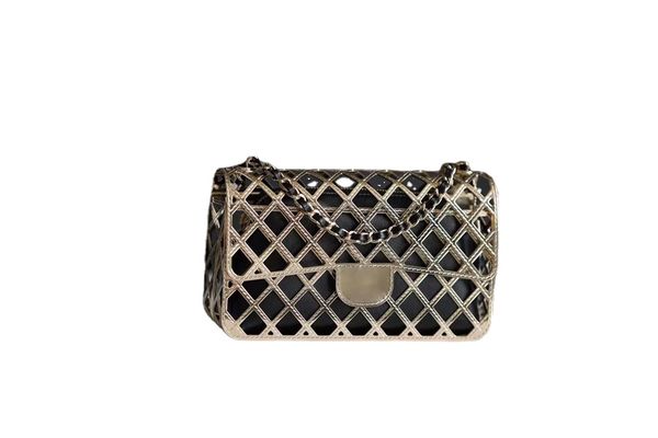 classic women's bag crossbody handbag hollowed out dinner bag pure metal construction built-in texture sheepskin makeup bag luxury sexy
classic women's bag crossbody handbag hollowed out dinner bag pure metal construction built-in texture sheepskin makeup bag luxury sexy