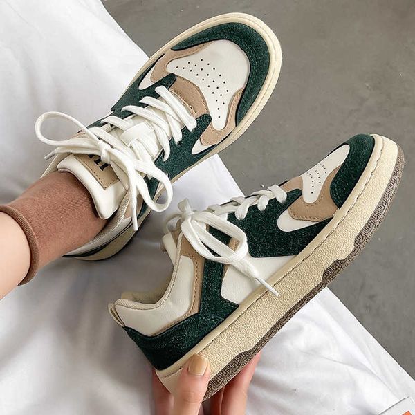dress shoes 2022 spring autumn women training retro platform sneakers casual light flat vulcanized shoes ladies outdoor running sports shoes, Black
dress shoes 2022 spring autumn women training retro platform sneakers casual light flat vulcanized shoes ladies outdoor running sports shoes, Black