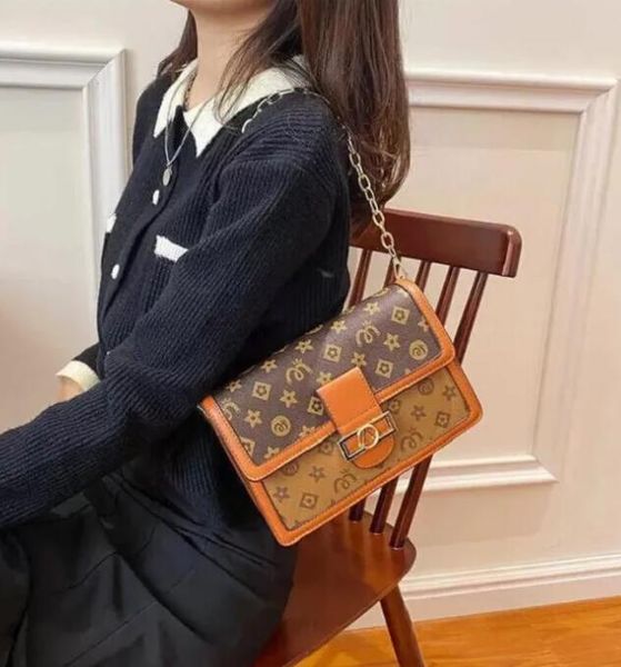 crossbody chain bag flip messenger bags for lady girls square satchel purses pu leather travel casual shoulder bag party pack cosmetic pouch
crossbody chain bag flip messenger bags for lady girls square satchel purses pu leather travel casual shoulder bag party pack cosmetic pouch