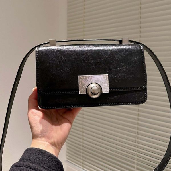 bags totes handbag designer bag comen classic imitation brand stitching solid color letters leather chain shoulder bag versatile commuter pa
bags totes handbag designer bag comen classic imitation brand stitching solid color letters leather chain shoulder bag versatile commuter pa