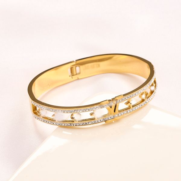 designer bracelet bangle charm bracelet luxury bracelets women letter jewelry plated stainless steel 18k gold hollow out wristband cuff fash, Golden;silver
designer bracelet bangle charm bracelet luxury bracelets women letter jewelry plated stainless steel 18k gold hollow out wristband cuff fash, Golden;silver