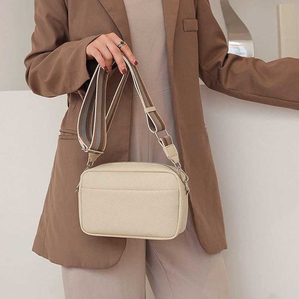 shoulder bags wide strap women crossbody bags solid classic ladies handbags luxury square women bags shoulder crossbody sling bags for femel
shoulder bags wide strap women crossbody bags solid classic ladies handbags luxury square women bags shoulder crossbody sling bags for femel
