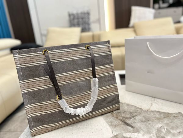 canvas fashion tote bag summer shoulder bag shopping bag 40cm new large capacity purse leisure luxury bag brand women designer bag
canvas fashion tote bag summer shoulder bag shopping bag 40cm new large capacity purse leisure luxury bag brand women designer bag