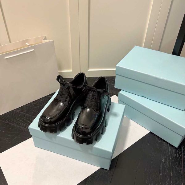 boots shoes women's new women's shoes the summer of all-around thick soles high british style patent leather single shoes small, Black
boots shoes women's new women's shoes the summer of all-around thick soles high british style patent leather single shoes small, Black