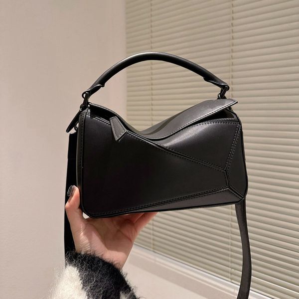 puzz luxuries women bags lady bag fashion shoulderbag woman handbag design pocket ladies bag purse wallets totes handle girl luxury handbags
puzz luxuries women bags lady bag fashion shoulderbag woman handbag design pocket ladies bag purse wallets totes handle girl luxury handbags