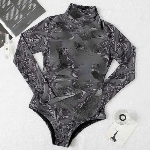 high neck zipper letter shows thin spring brand one piece triangle long sleeve women's swimsuit plus size, White;black
high neck zipper letter shows thin spring brand one piece triangle long sleeve women's swimsuit plus size, White;black