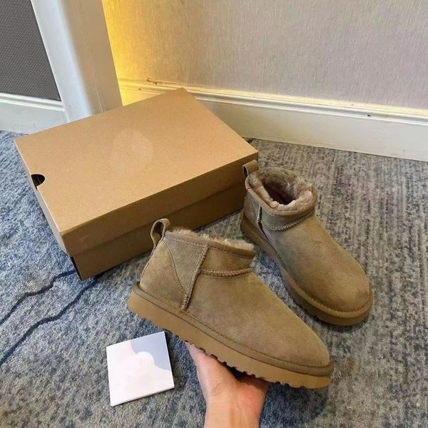 2022 popular trendy women short booties dress ankle boot red-bottoms heels boots luxury reds soles heel womens pumps turela suede ankles boo, Black
2022 popular trendy women short booties dress ankle boot red-bottoms heels boots luxury reds soles heel womens pumps turela suede ankles boo, Black