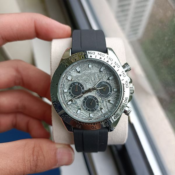 men's fashion watch 40mm automatic quartz movement time code watch watch men's sports and leisure watch rubber band alloy folding, Slivery;brown
men's fashion watch 40mm automatic quartz movement time code watch watch men's sports and leisure watch rubber band alloy folding, Slivery;brown