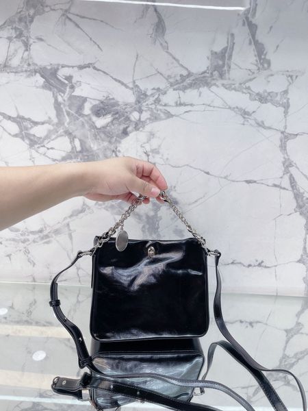 gold coin fashion tote bag vintage 5a leather designer one shoulder bag women's shopping bag tote cross body chain black large capacity
gold coin fashion tote bag vintage 5a leather designer one shoulder bag women's shopping bag tote cross body chain black large capacity