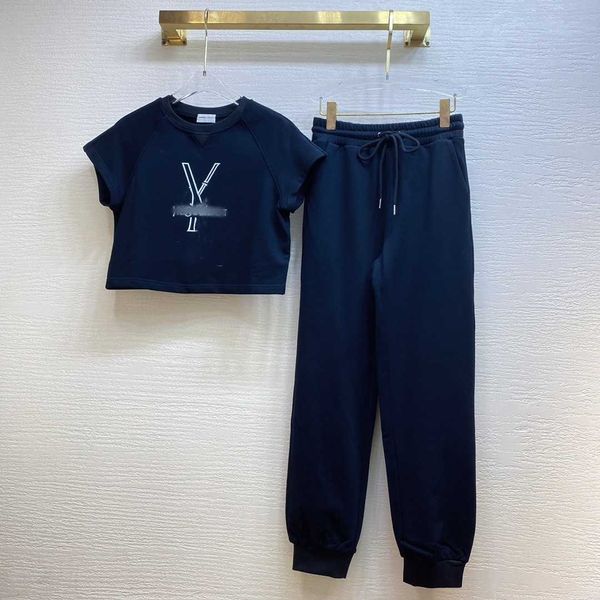 high-end customized designer women's sportswear, spring and summer embroidery, embroidery, leisure suit, high-end leisure jogging cloth, Gray
high-end customized designer women's sportswear, spring and summer embroidery, embroidery, leisure suit, high-end leisure jogging cloth, Gray