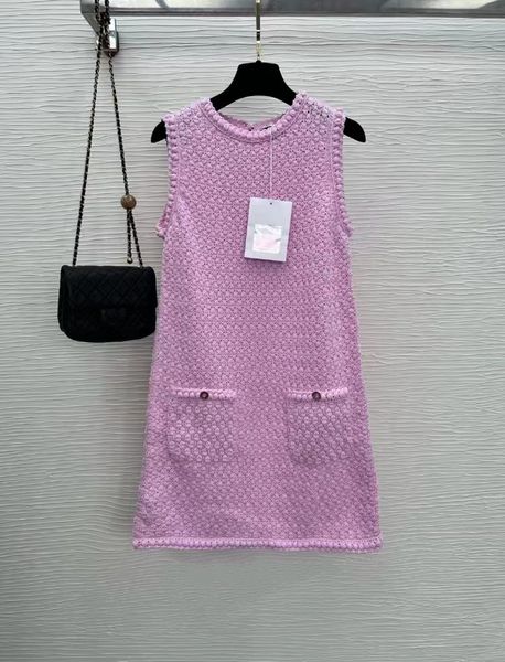 chan 2023 spring summer dresses for women new dresses dinner dress ladies party dresses designer fashion spring logo grade knitting skirt bi, White;black
chan 2023 spring summer dresses for women new dresses dinner dress ladies party dresses designer fashion spring logo grade knitting skirt bi, White;black