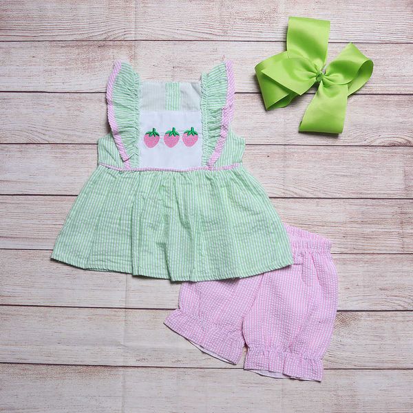 clothing sets 18t baby girl suits summer sleeveless sets with cute cartoon strawberry embroidery green short sleevepink plaid pants w230210, White
clothing sets 18t baby girl suits summer sleeveless sets with cute cartoon strawberry embroidery green short sleevepink plaid pants w230210, White
