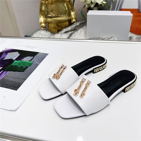 2022 new slippers medusa men women beach slippers leather webbing fashion luxury summer sandals 01-09
2022 new slippers medusa men women beach slippers leather webbing fashion luxury summer sandals 01-09