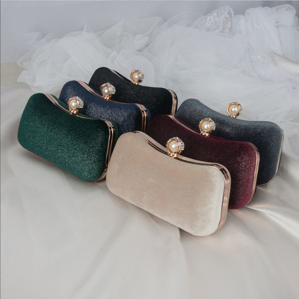 evening bags fashion women tassel ladies clutch purse shoulder chain wedding party handbags luxury 230210
evening bags fashion women tassel ladies clutch purse shoulder chain wedding party handbags luxury 230210