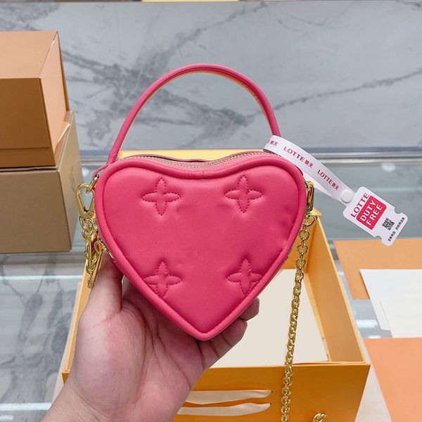 cosmetic bags & cases 23ss womens valentine day heart vaity bags love style with handle totes gold metal chain crossbody shoulder cosmet
cosmetic bags & cases 23ss womens valentine day heart vaity bags love style with handle totes gold metal chain crossbody shoulder cosmet