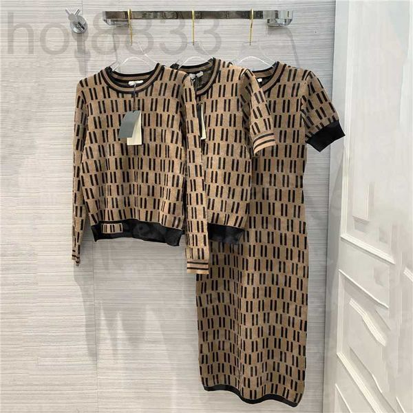 casual dresses designer full letter knitted t shirts for women brand sweaters pullover ladies party night club dress lers, Black;gray
casual dresses designer full letter knitted t shirts for women brand sweaters pullover ladies party night club dress lers, Black;gray