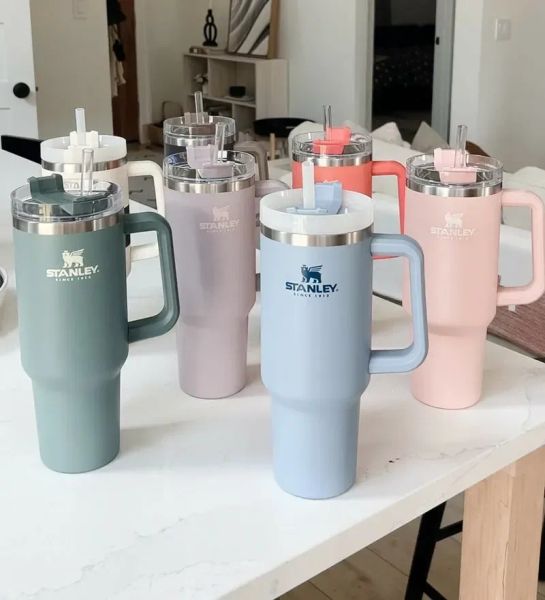 40oz stanley mugs tumbler with handle insulated tumbler with lids straws stainless steel coffee tumbler termos cups with logo
40oz stanley mugs tumbler with handle insulated tumbler with lids straws stainless steel coffee tumbler termos cups with logo