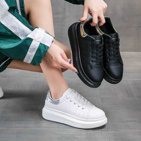 dress shoes women casual platform lace up shoes women's walking casual sneakers spring autumn sport pu leather black white shoes chunky
dress shoes women casual platform lace up shoes women's walking casual sneakers spring autumn sport pu leather black white shoes chunky