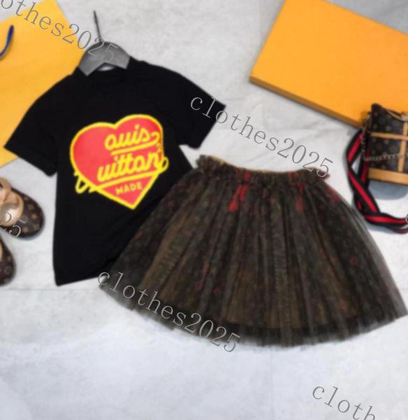 luxury designer kids clothing sets tshirt veil skirt fashion british fashion brand summer childrens treasures girls cotton two-piece shirt p, White
luxury designer kids clothing sets tshirt veil skirt fashion british fashion brand summer childrens treasures girls cotton two-piece shirt p, White