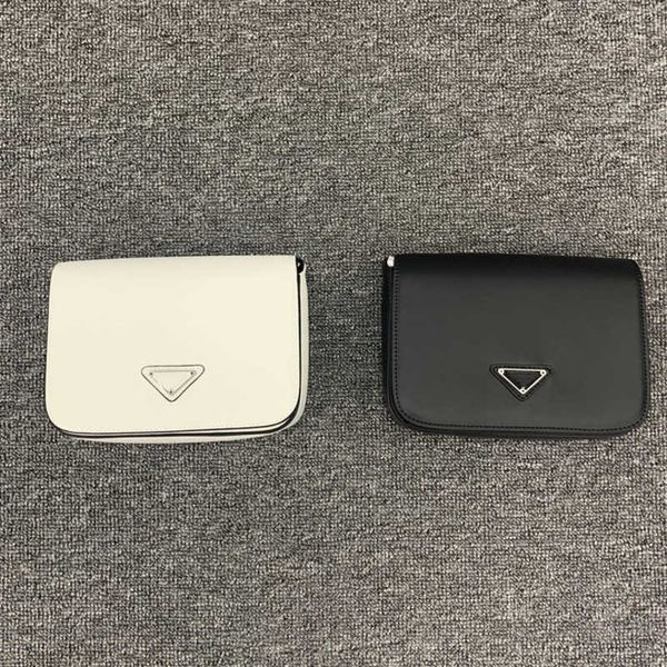 2023 designer new p stick small square bag women's fashion versatile one shoulder messenger bag underarm
2023 designer new p stick small square bag women's fashion versatile one shoulder messenger bag underarm