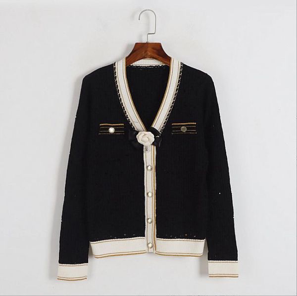 204 2022 runway spring summer women sweater black white brand same style sweater long sleeve v neck fashion clothes dl, White;black
204 2022 runway spring summer women sweater black white brand same style sweater long sleeve v neck fashion clothes dl, White;black