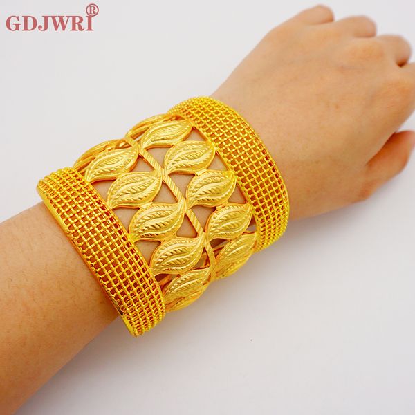 bangle wide bracelet gold color bangles for women accessories bride bracelets indian ethiopian france african dubai jewelry gifts 230209, Black
bangle wide bracelet gold color bangles for women accessories bride bracelets indian ethiopian france african dubai jewelry gifts 230209, Black