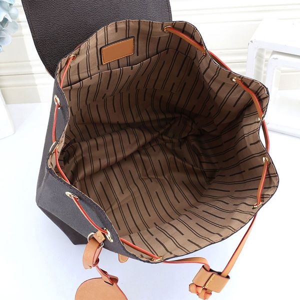 good quality pu leather backpack brown flower woman travel bags men backpacks embossing famous classical designer double shoulder sport bag
good quality pu leather backpack brown flower woman travel bags men backpacks embossing famous classical designer double shoulder sport bag