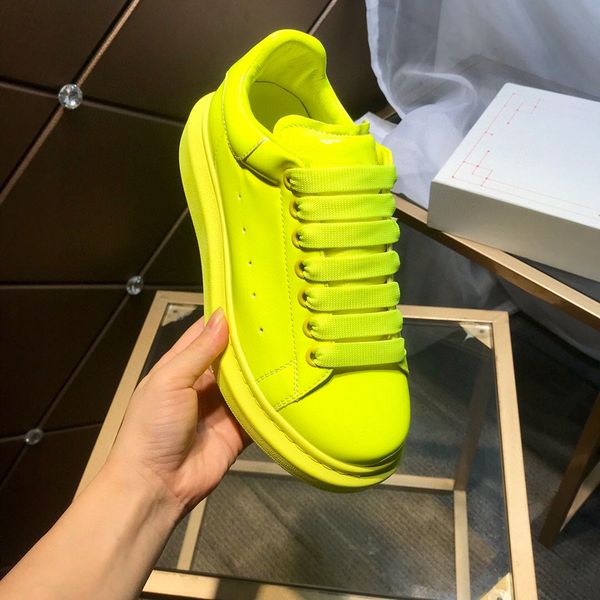 quality casual shoes designer men shoe leather lace up men fashion platform oversized sneakers white black mens womens luxury velvet suede
quality casual shoes designer men shoe leather lace up men fashion platform oversized sneakers white black mens womens luxury velvet suede