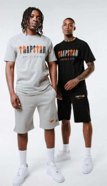 men's t-shirts 22ss color contrast embroidery trapstar t shirt men women eu size 100 cotton trapstar tees fashion summer tiny spark, White;black
men's t-shirts 22ss color contrast embroidery trapstar t shirt men women eu size 100 cotton trapstar tees fashion summer tiny spark, White;black