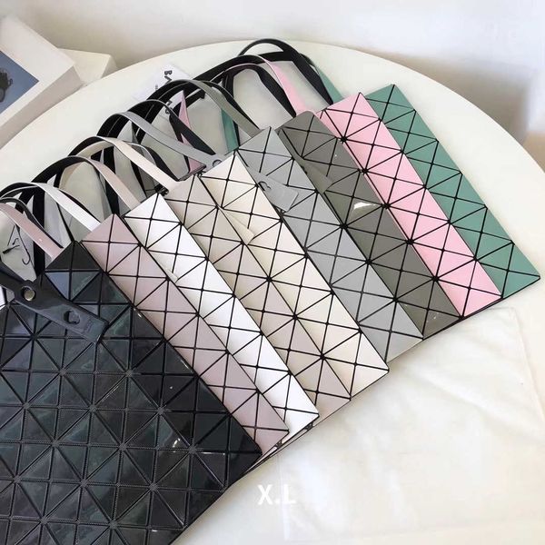 new rhombus shoulder bags sanzhai womens designer bag 9 colors six-cell luxurys handbag mobile phone bag the tote bag purse
new rhombus shoulder bags sanzhai womens designer bag 9 colors six-cell luxurys handbag mobile phone bag the tote bag purse