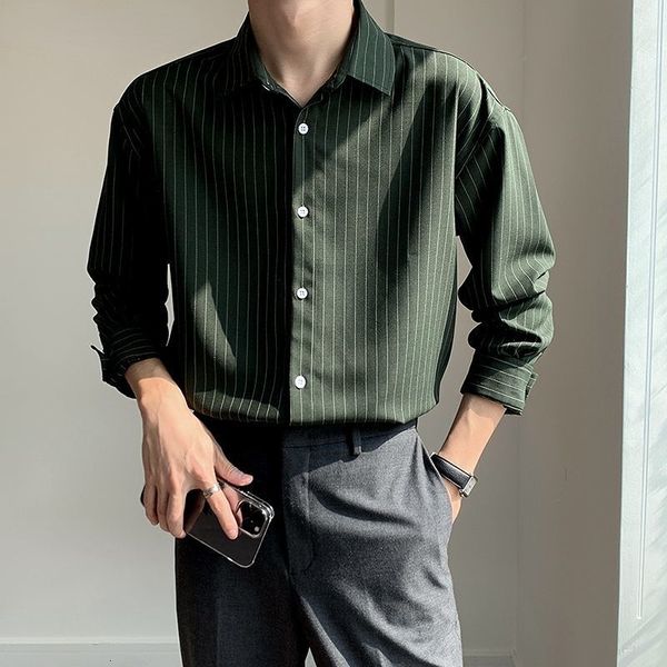 men's casual shirts 2023 spring and autumn high grade dark green striped for long sleeve loose business dress shirt 230209, White;black
men's casual shirts 2023 spring and autumn high grade dark green striped for long sleeve loose business dress shirt 230209, White;black