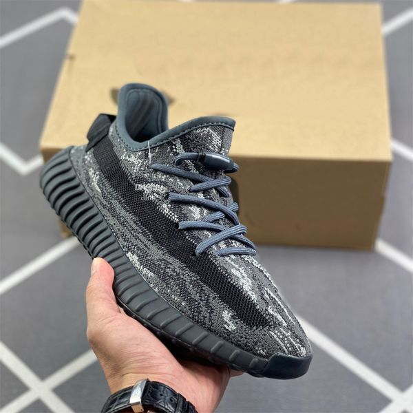 designer yee running shoes fashion sneakers women men sports shoe new trainer woman man sdgsdf
designer yee running shoes fashion sneakers women men sports shoe new trainer woman man sdgsdf