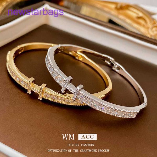 designer herme bracelet online shop zircon letter h buckle fashion commuter versatile light luxury temperament small high-grade handwear for, Golden;silver
designer herme bracelet online shop zircon letter h buckle fashion commuter versatile light luxury temperament small high-grade handwear for, Golden;silver