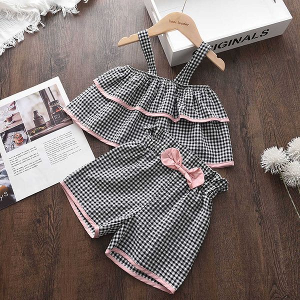 sets kids girl summer fashion clothes suit new children's casual sweet clothing baby girls plaid vest and cute bow shorts outfit, White
sets kids girl summer fashion clothes suit new children's casual sweet clothing baby girls plaid vest and cute bow shorts outfit, White