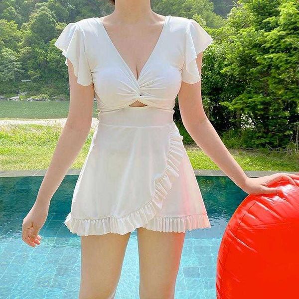 swimsuit female ins covering belly thin skirt springs conservative student, White;black
swimsuit female ins covering belly thin skirt springs conservative student, White;black