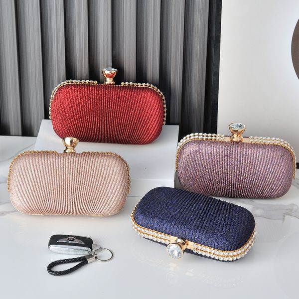 evening bags dtripe clutch purse for women diamond border luxury designer handbags small phone bag crossbody shoulder wallets 230210
evening bags dtripe clutch purse for women diamond border luxury designer handbags small phone bag crossbody shoulder wallets 230210