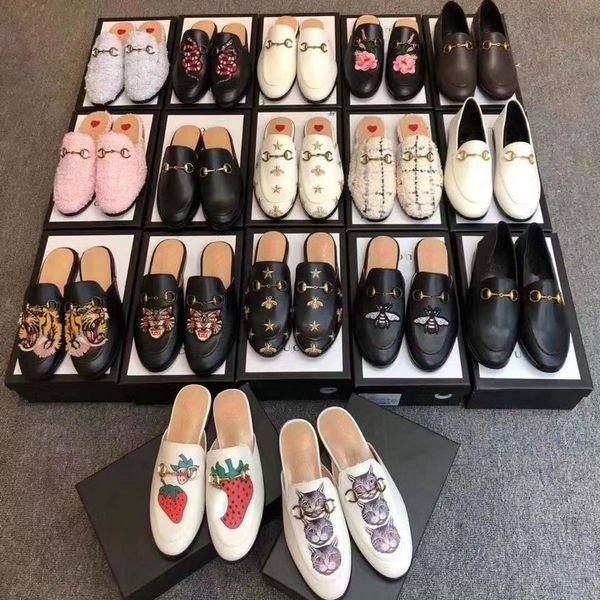2023 designer princetown slippers mules fashion women loafers metal chain comfortable casual shoe lace velvet slipper lazy slides casual fla, Black
2023 designer princetown slippers mules fashion women loafers metal chain comfortable casual shoe lace velvet slipper lazy slides casual fla, Black