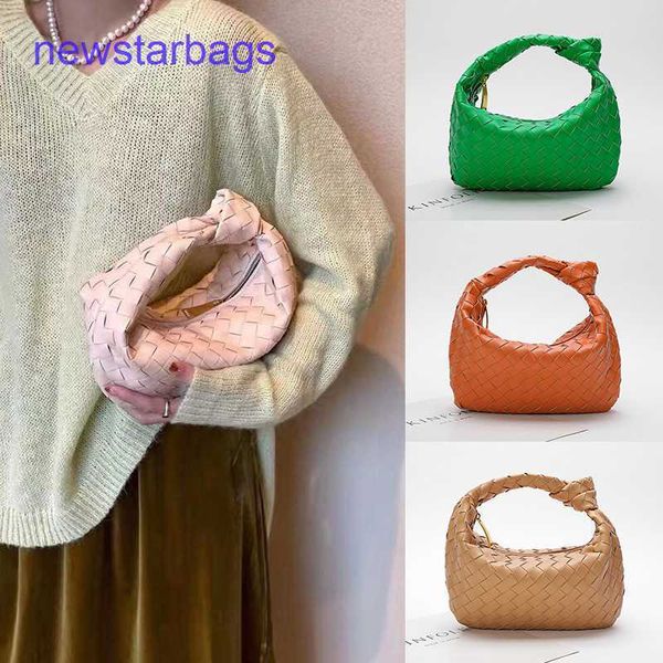 jodie bags designer bottegs venets online shop 2023 new mini knitting knotting ox horn dumpling cloud hand leather armpit women
jodie bags designer bottegs venets online shop 2023 new mini knitting knotting ox horn dumpling cloud hand leather armpit women