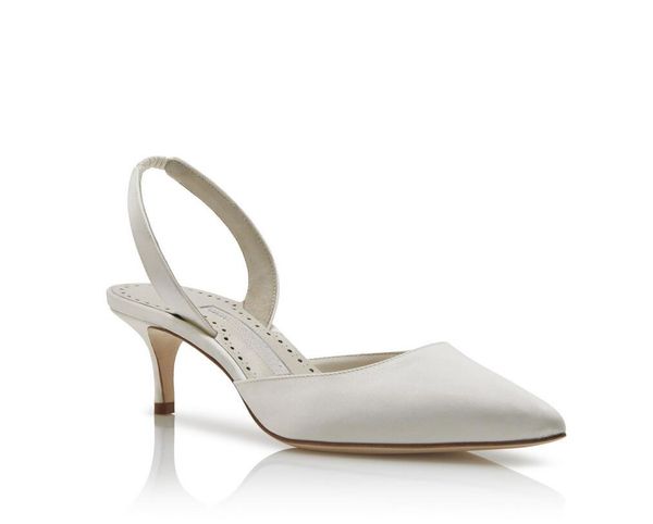 luxury designer sacaria dress wedding shoes caprolyne black suede slingback pumps sandals women white bride pearls high heels ladies pumps e
luxury designer sacaria dress wedding shoes caprolyne black suede slingback pumps sandals women white bride pearls high heels ladies pumps e