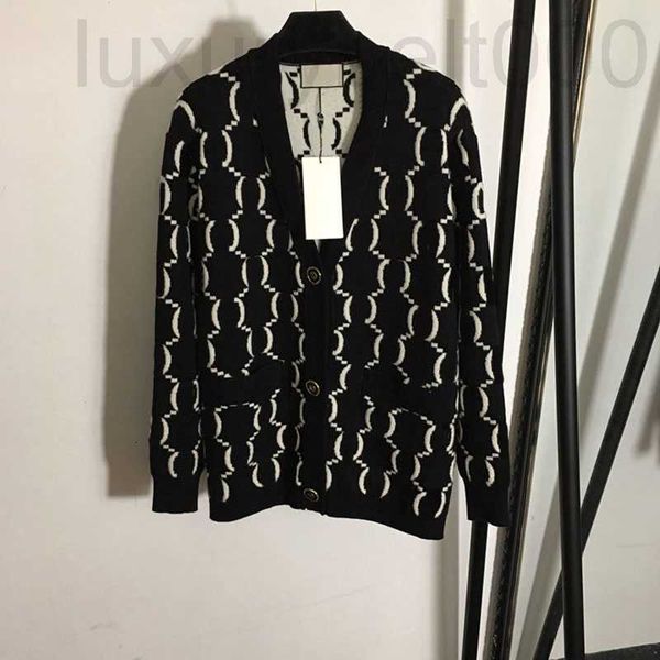women's sweaters designer double letter black classic jacquard women outdoor cardigan ins fashion cashmere knitted sweater ja9j, White;black
women's sweaters designer double letter black classic jacquard women outdoor cardigan ins fashion cashmere knitted sweater ja9j, White;black