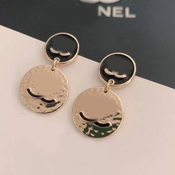 luxury brand designer round women's crystal rhinestone pearl earrings wedding party3, Golden;silver
luxury brand designer round women's crystal rhinestone pearl earrings wedding party3, Golden;silver